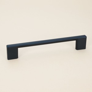 Uchwyt meblowy LOFT  Techno UN73  czarny mat  L-128 mm        
