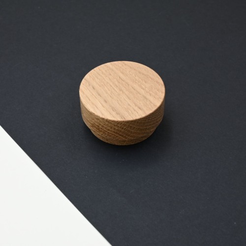 Gałka do mebli  LEGNA   ,drewniana dąb  naturalny okrągła  4 cm