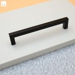 uchwyt meblowy SOLANO czarny mat uchwyt do mebli klasyczny nowoczesny prosty minimalistyczny.jpg