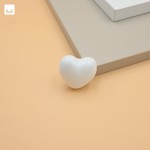 Gałka meblowa uchwyt meblowy porcelanowa porcelana dziecięca serce love serce białe 2.jpg