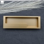 uchwyt meblowy wpuszczany uchwyt do meli na równi z płytą, złoty mat złoto matowe, uchwyt na równi z płytą szafa wewnętrzna szuflada. komoda, garderoba  (2).jpg