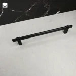 Uchwyt meblowy nowoczesny STRATO ryflowany czarny 160mm 2C01519160.N2 loft.jpg