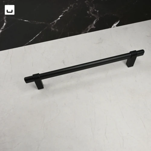 Uchwyt meblowy nowoczesny STRATO ryflowany czarny 160mm 2C01519160.N2 loft.jpg