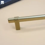 Uchwyt meblowy nowoczesny STRATO ryflowany złoto indyjskie 160mm2C01519160.IN loft 1.jpg