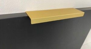 Uchwyt meblowy krawędziowy C9  anoda ZŁOTY MAT 500 mm      