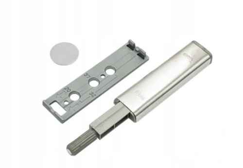 Odbojnik-PUSH-LATCH-plytka-prosta-z-magnesem-TITUS.jpg